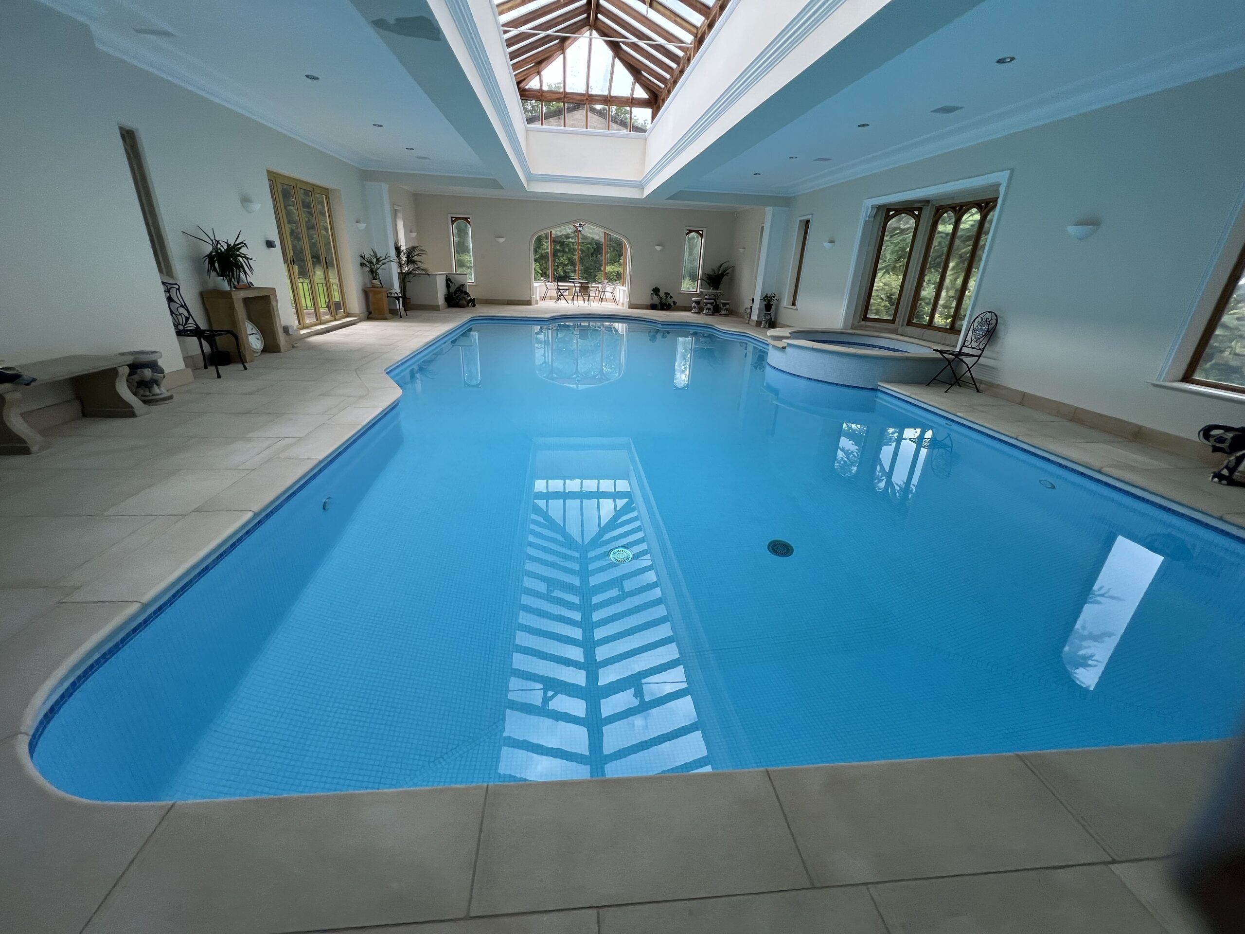 swimming pool during the day built by Water Technics