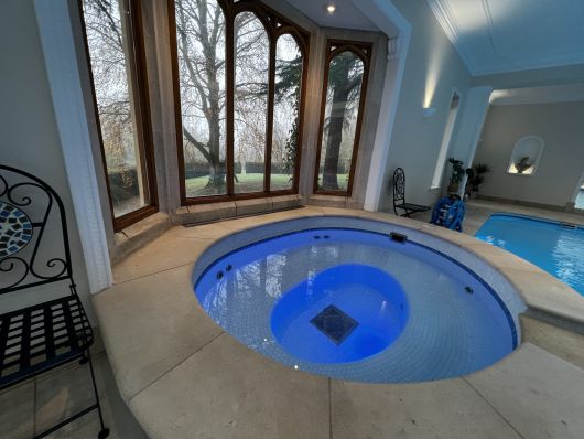 jacuzzi